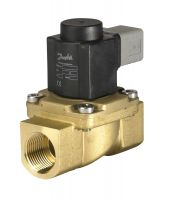 Danfoss 032U380731 - Клапан электромагнитный EV 225B, ДУ 25 мм, латунь, G 1, PTFE, НЗ, c катушкой BQ, 220В, 50Гц